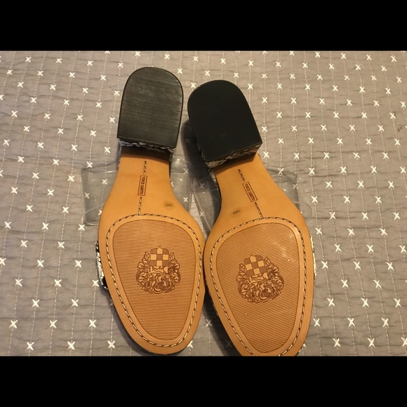 Vince Camuto sandal, NEVER WORN! - Picture 3 of 3